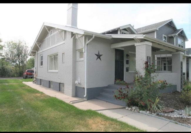 Building Photo - 2543 S Lincoln St