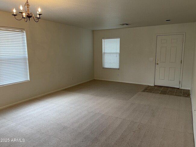 Foto del edificio - 800 E Cowboy Cove Trail