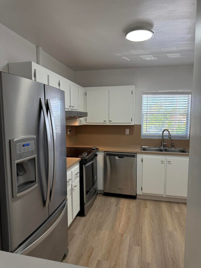 Foto del edificio - 1400 NE 55th St