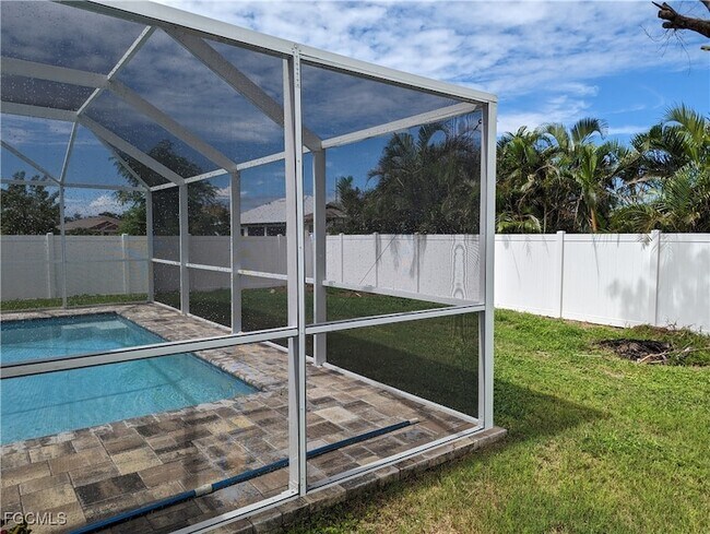 Foto del edificio - 2311 SW 16th Terrace