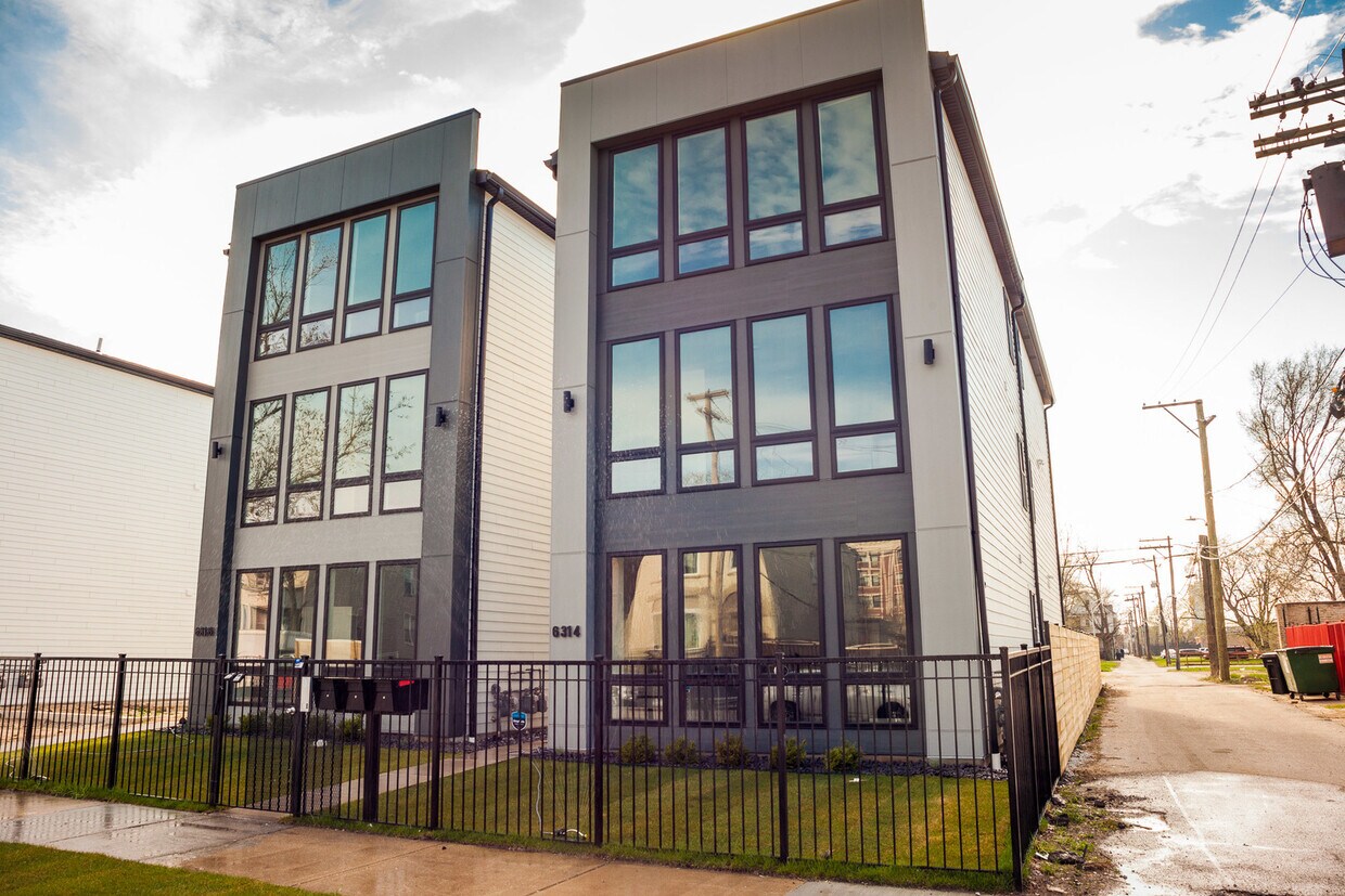 6314 S Evans Ave Unit 1, Chicago, IL 60637 Condo for Rent in Chicago