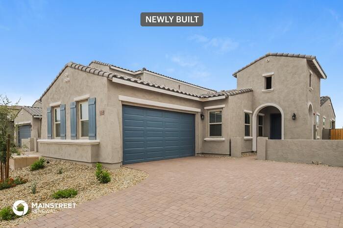 Foto principal - 14069 W Desert Flower Dr