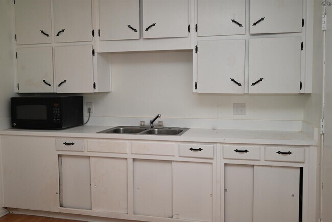 Foto del edificio - 1512 Parkdale Dr