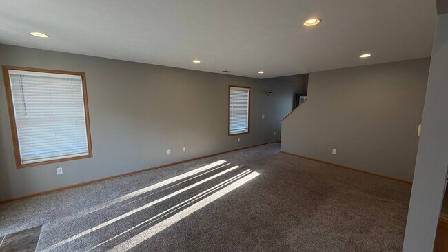 Building Photo - 2456-2456 Millview