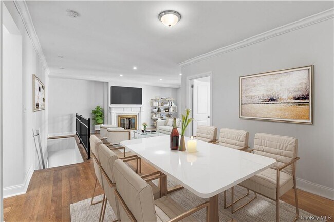 Building Photo - 250 Martine Ave