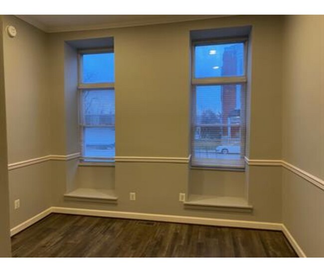 Foto del edificio - 833 N Fulton Ave