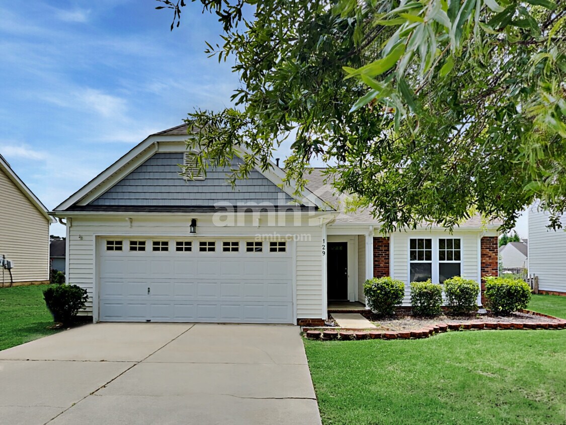 129 Rhyne Springs Road House Rental in Mount Holly, NC