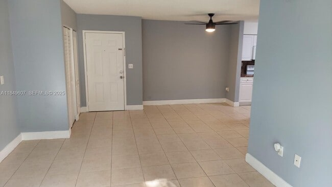 Foto del edificio - 15231 SW 80th St