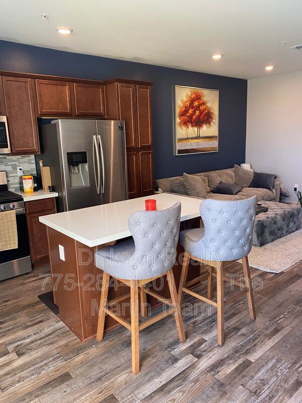 Foto del edificio - 5160 Ronald Stephen Cir