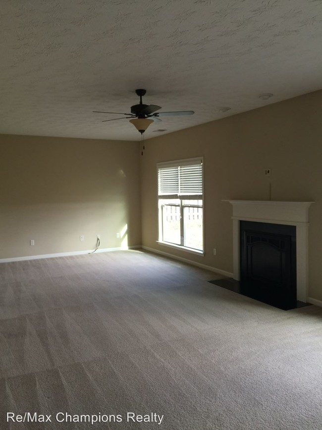 Building Photo - 4 br, 2.5 bath House - 1350 Antietam Drive