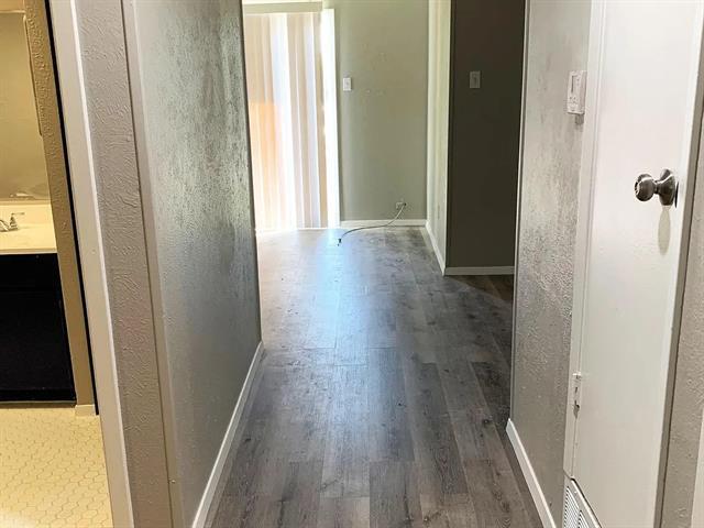 Foto del edificio - 1404 Yukon Dr