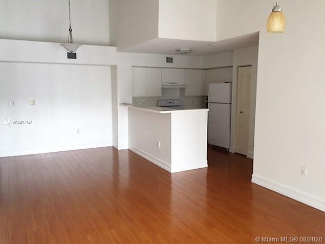 Foto del edificio - 4500 NW 107th Ave