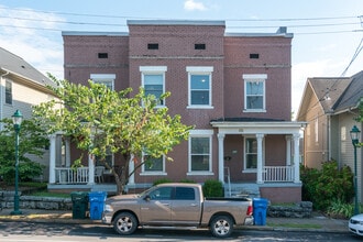 Building Photo - 808 E M L King Blvd