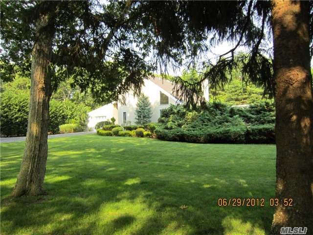 Building Photo - 23 Strathmore Ct