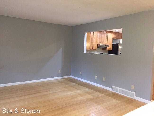 Building Photo - 4 br, 3 bath House - 6453 Newcombe Ct