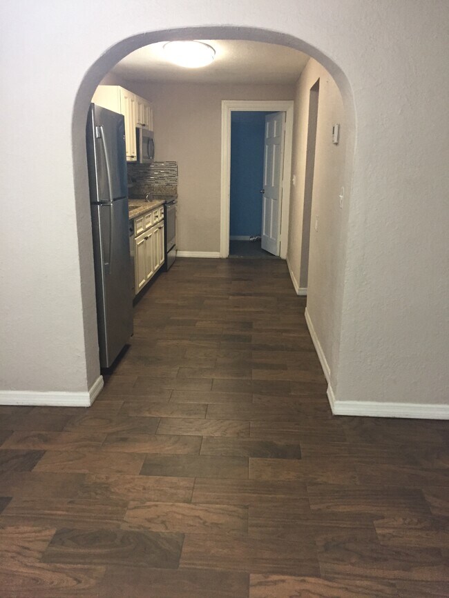 Foto del edificio - 873 10th Ave S