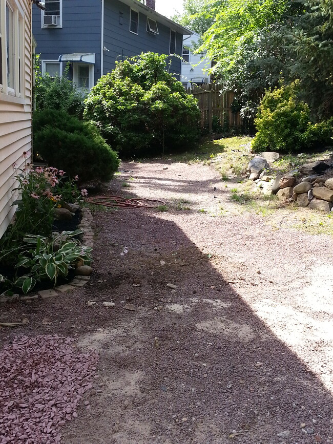 Private fenced yard - 199 Vernon Valley Rd