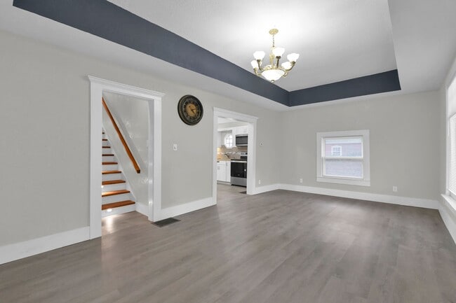 Building Photo - 1407 Felix St