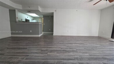 Building Photo - 5011 Wiles Rd