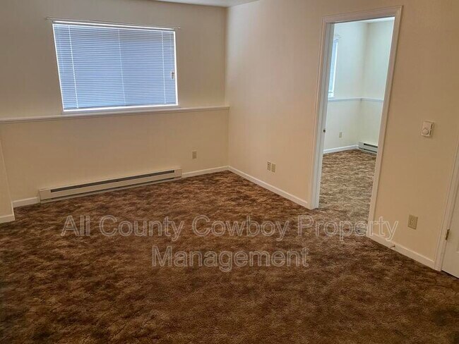 Foto del edificio - 1657 N 5th St