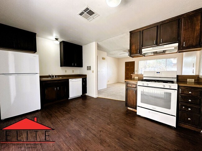 Foto del edificio - 736CO