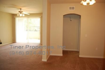 Foto del edificio - Gorgeous Amara Two Bedroom Natomas Condo!