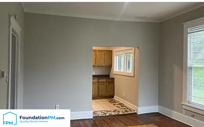 Building Photo - 701 E Alston Ave