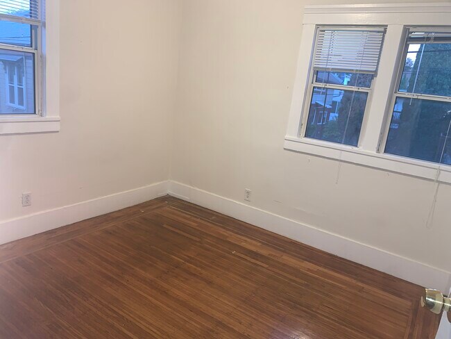 Bedroom 2 - 1608 Harmon St