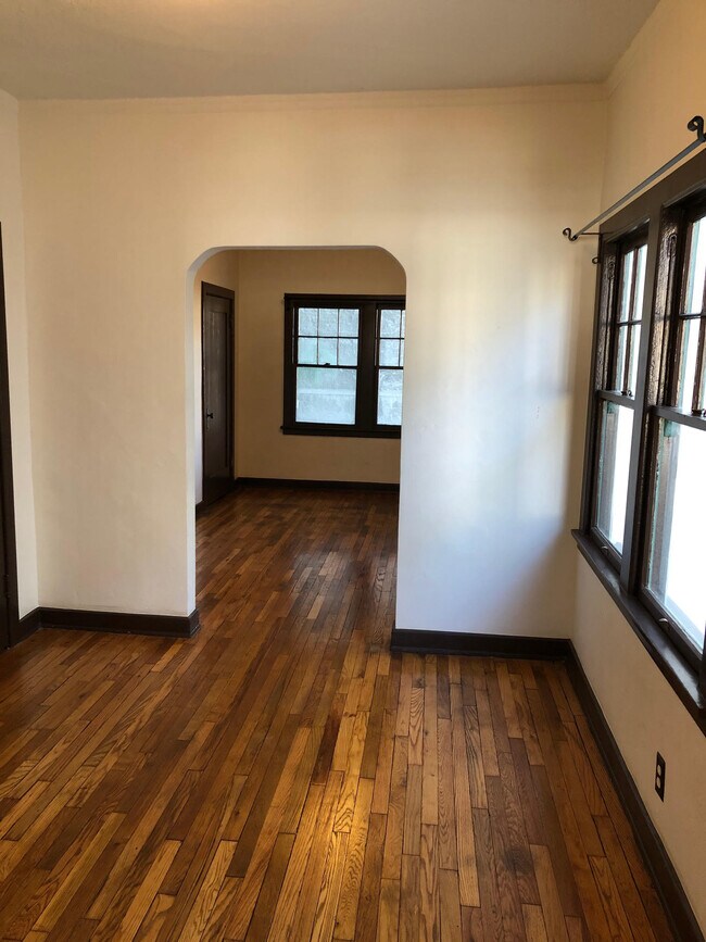 Foto del edificio - 433 S Union Ave