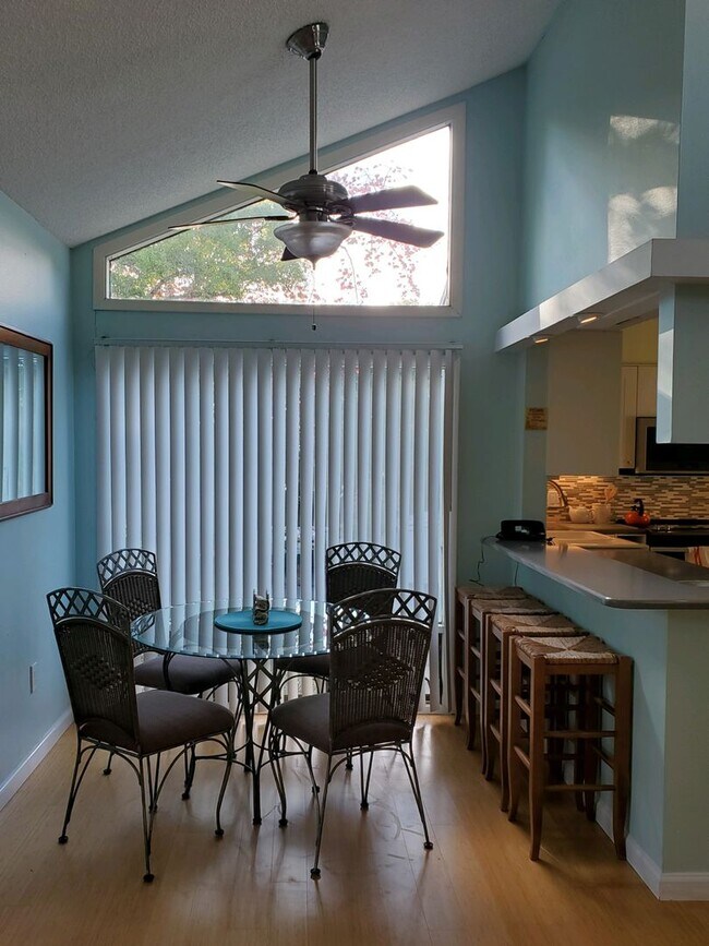 Photo - Beautiful Furnished 2/2 Condo in Cordova G...