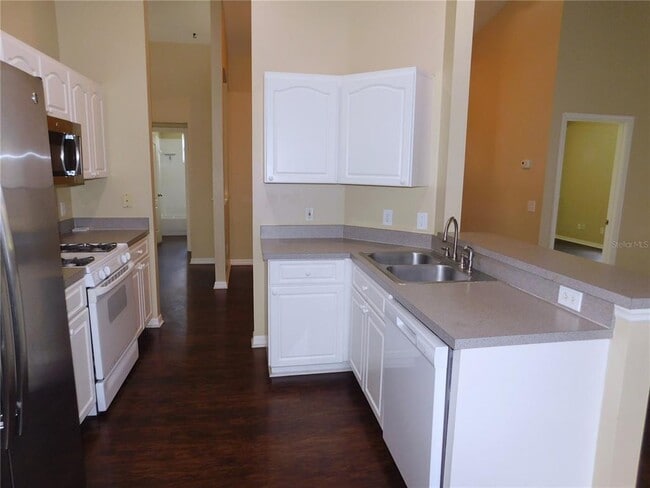 Building Photo - 24425 Karnali Ct
