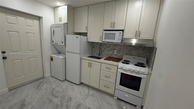 Foto del edificio - 7804 SW 129th Ct