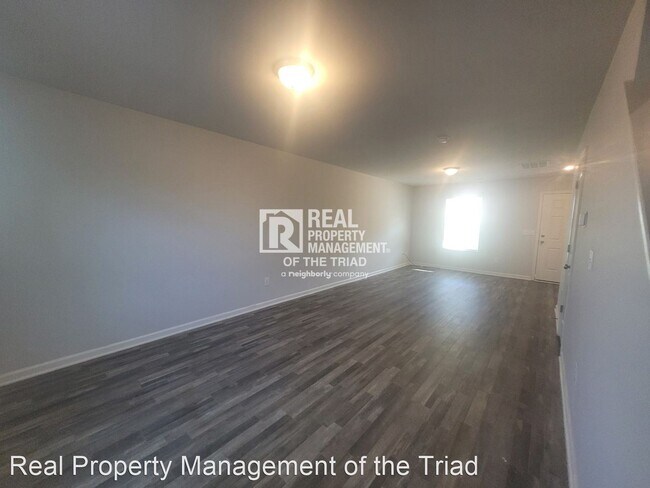 Foto del edificio - 3 br, 2.5 bath House - 18 Covey Court