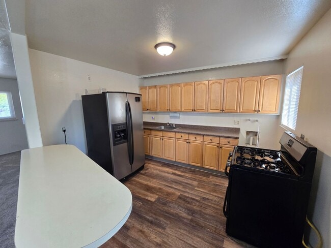 Building Photo - Charming 3 Bedroom Home with Bonus Living Space in Sparks