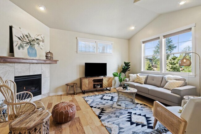 Foto del edificio - Fully Furnished SE Bend Retreat