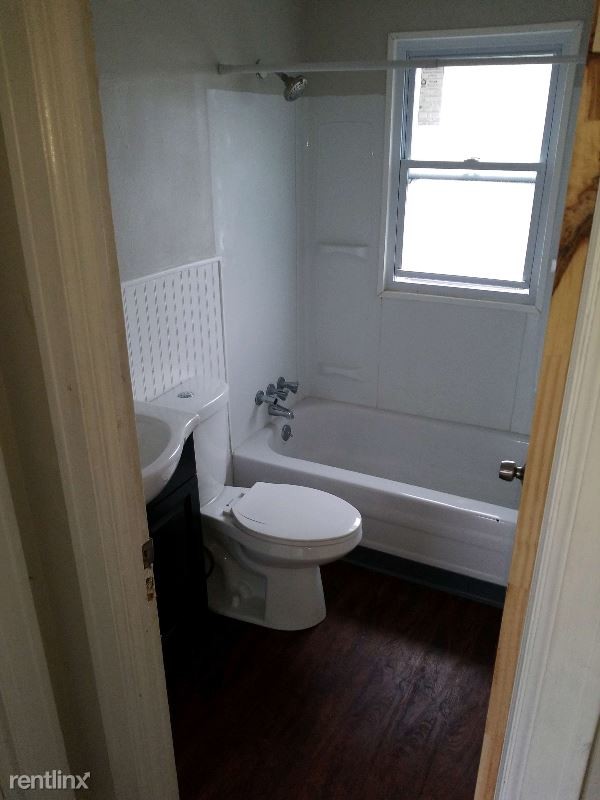 Building Photo - 447 Norfolk Ave