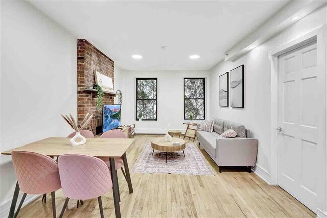 Foto del edificio - 1830 3rd Ave