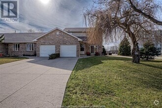 Building Photo - 1708 Banwell Rd