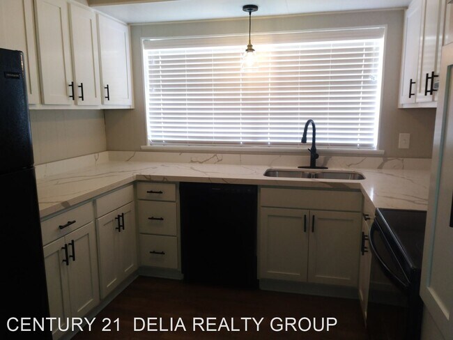 Foto del edificio - 3 br, 2 bath House - 2002 Glenhaven St.