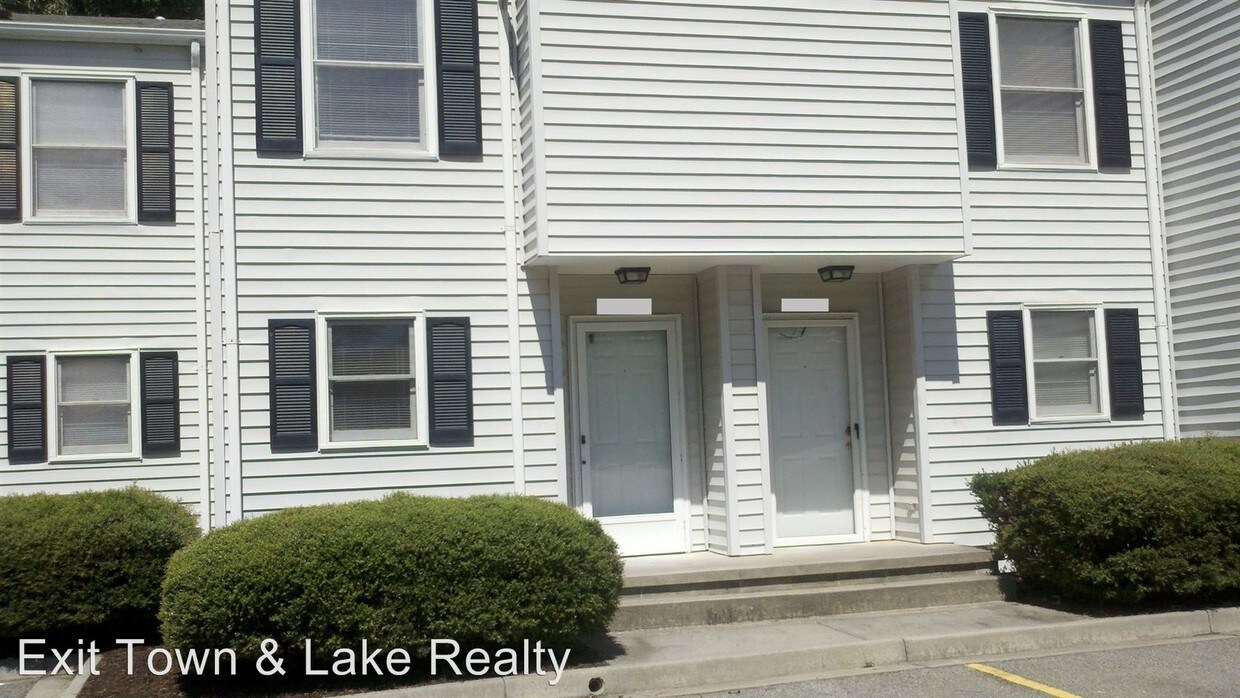 Primary Photo - 881 Powell Dr