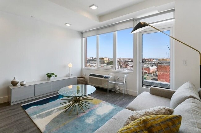 Building Photo - 477 Broadway-
