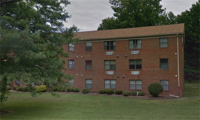 Building Photo - 511 Fuller Rd