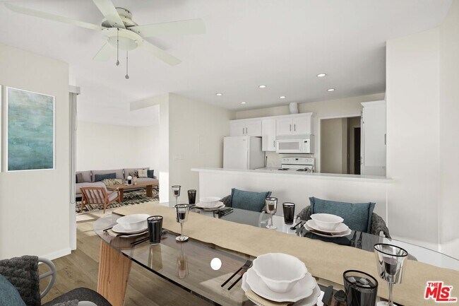 Foto del edificio - 18002 Coastline Dr