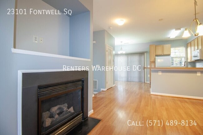 Building Photo - 23101 Fontwell Square