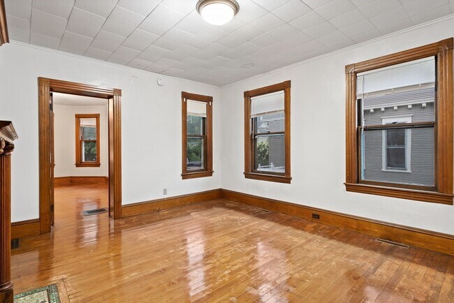 Foto del edificio - 42 Butler Pl