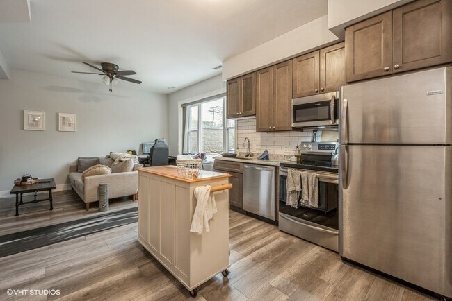 Foto del edificio - 1424 E 53rd St