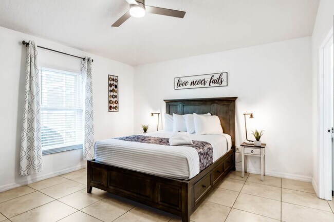 Building Photo - 2636 Willow Glen Cir