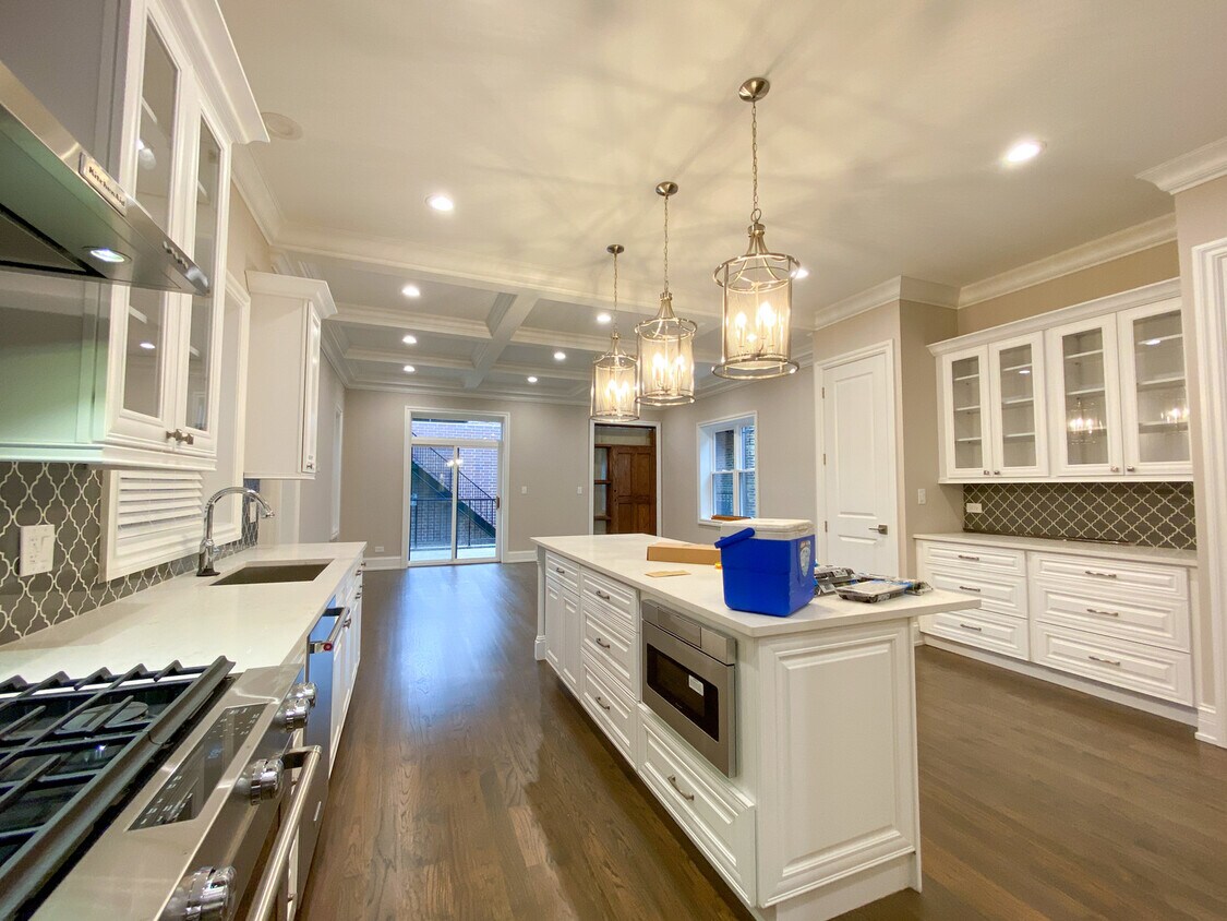 Foto principal - 1214 W Fletcher St