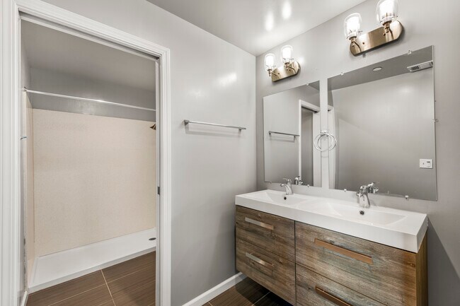 Foto del edificio - 404 Webster St