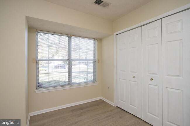 Building Photo - 6019 Bobcat Ct